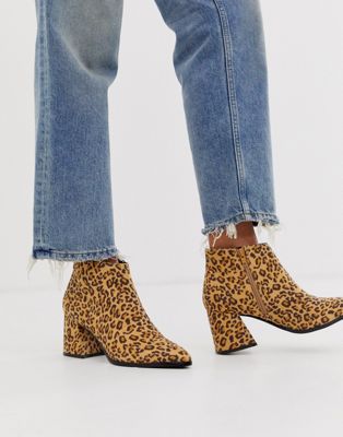 Vero Moda – Leopardmönstrade boots med blockklack-Flerfärgad