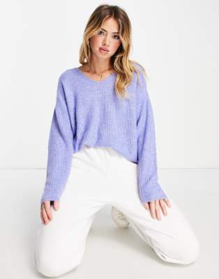 lightweight v neck sweater in lilac-Purple