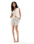 [Vero Moda] Vero Moda linen blend tailored shorts in cream stripe-White S Silver Lining