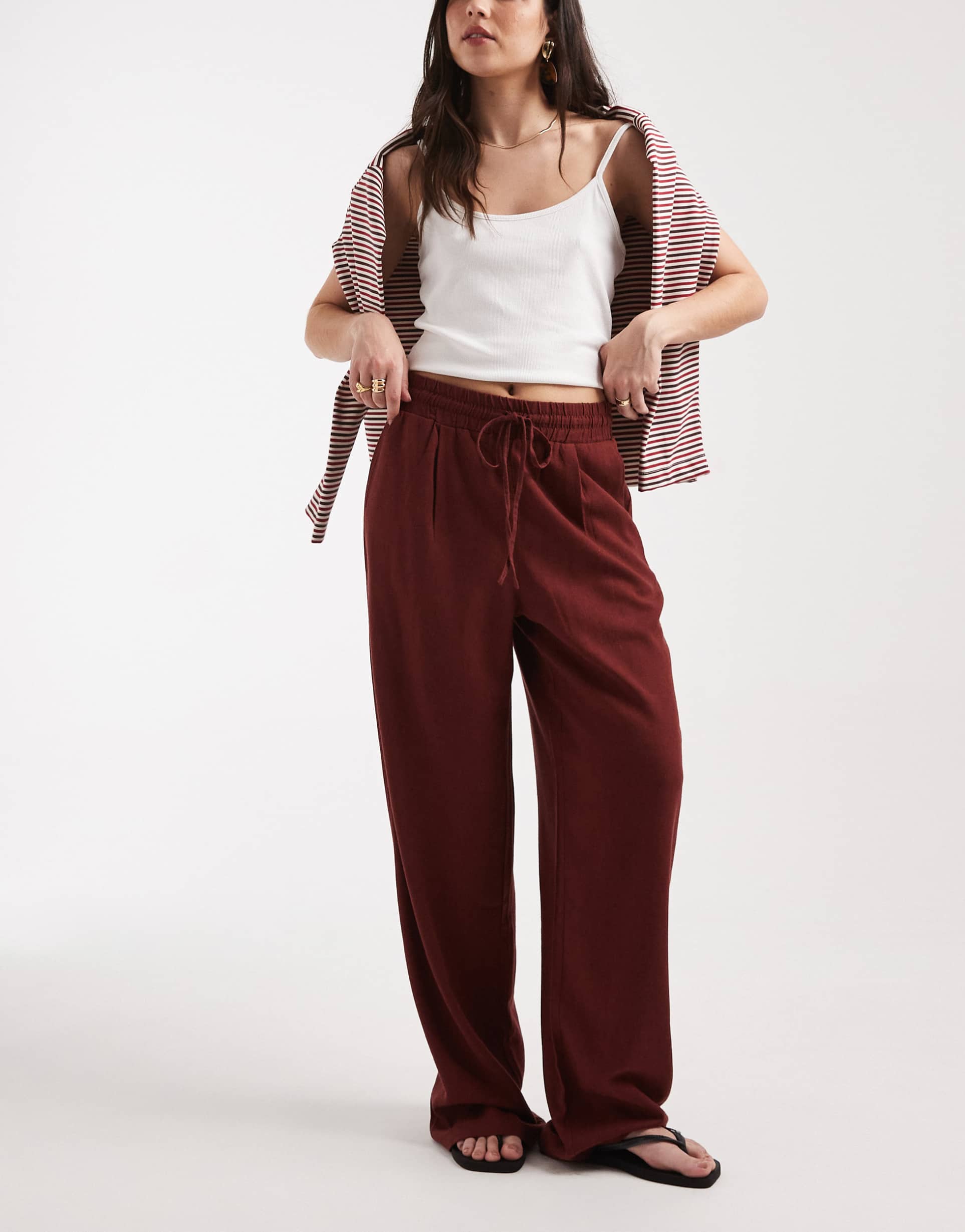vero moda linen blend tie waist pants in andorra red