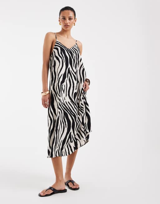 Vero Moda linen mix v-neck midi dress in zebra print, 3 of 4
