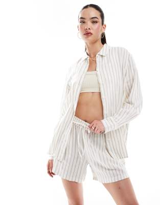 Vero Moda Linen Oversized Shirt In White And Brown Stripe - Part Of A Set