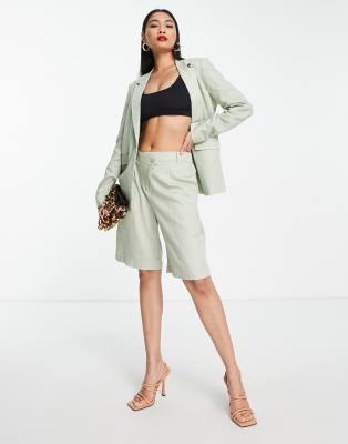 linen tailored city shorts in sage - part of a set-Green