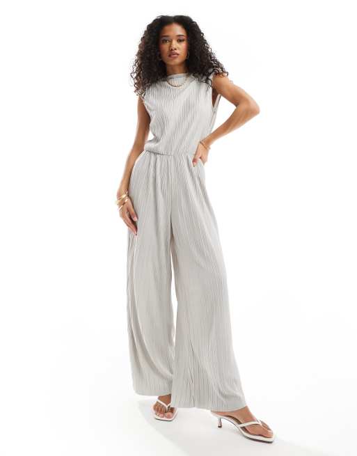 Vero Moda – Ljusgrå, ärmlös, plisserad jumpsuit med hög ringning
