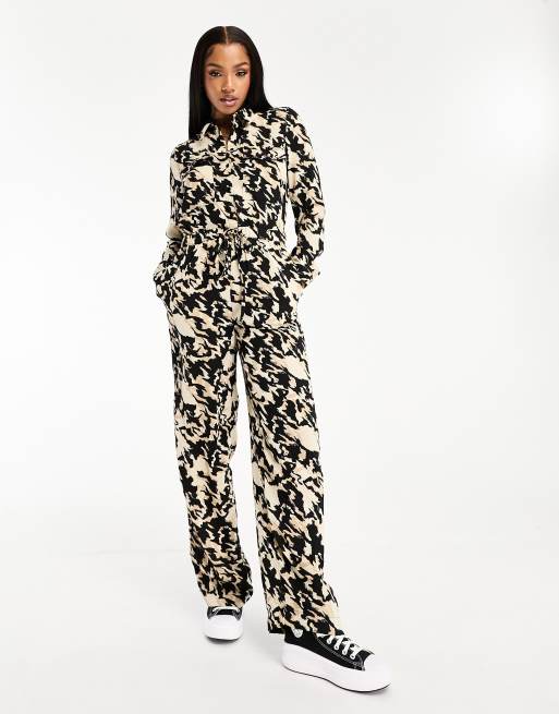 Vero Moda long sleeve jumpsuit in animal print | ASOS