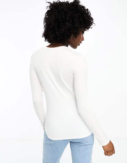 Vero Moda long sleeve ribbed t-shirt in white, 3 of 4