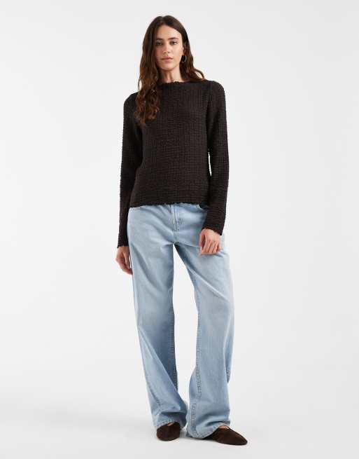 Vero Moda long sleeve textured top with lettuce edge in chocolate brown, 2 of 4