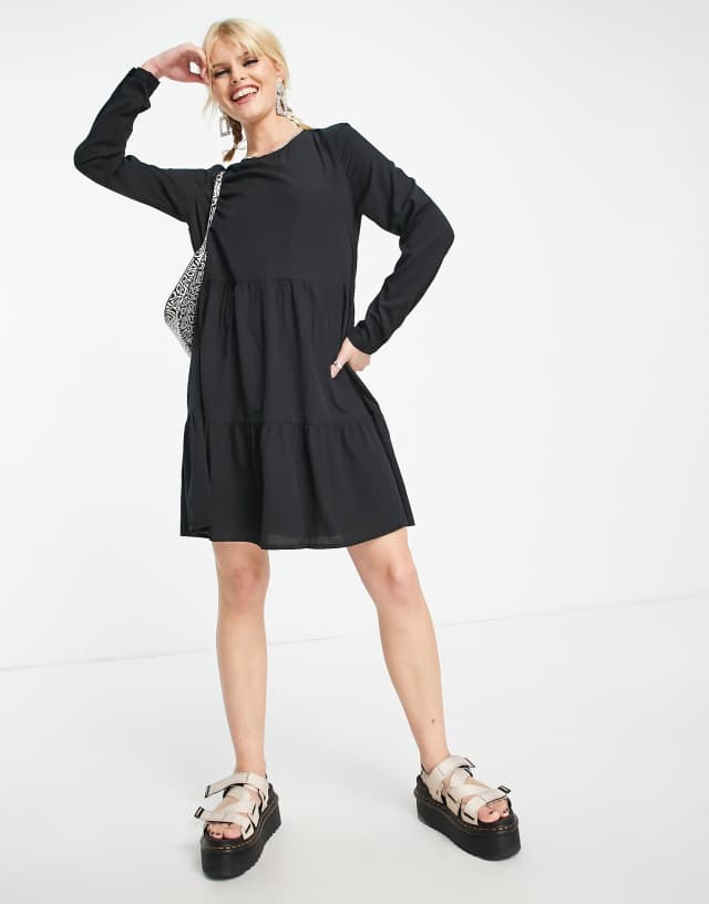 Vero Moda long sleeved smock dress in black