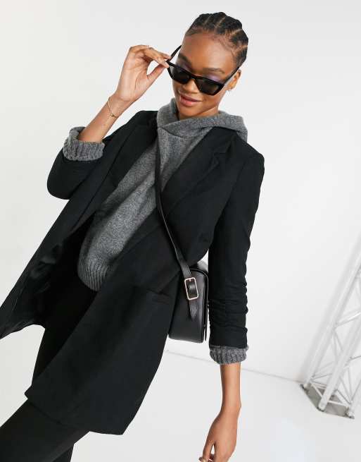 Vero Moda longline blazer in black