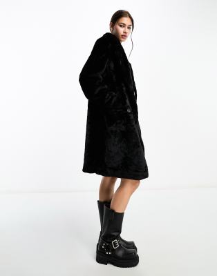Vero Moda longline faux fur coat in black  - view 1