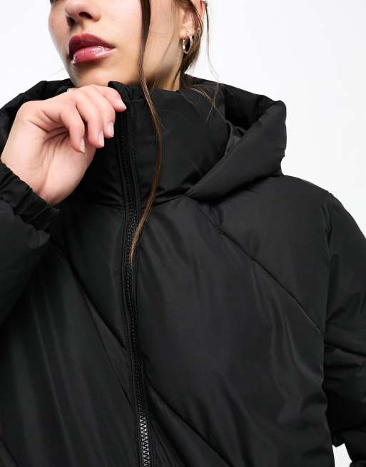 Vero Moda longline hooded puffer coat in black