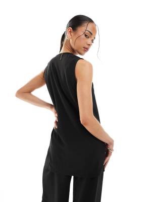 Vero Moda Longline Jersey Crepe Vest In Black