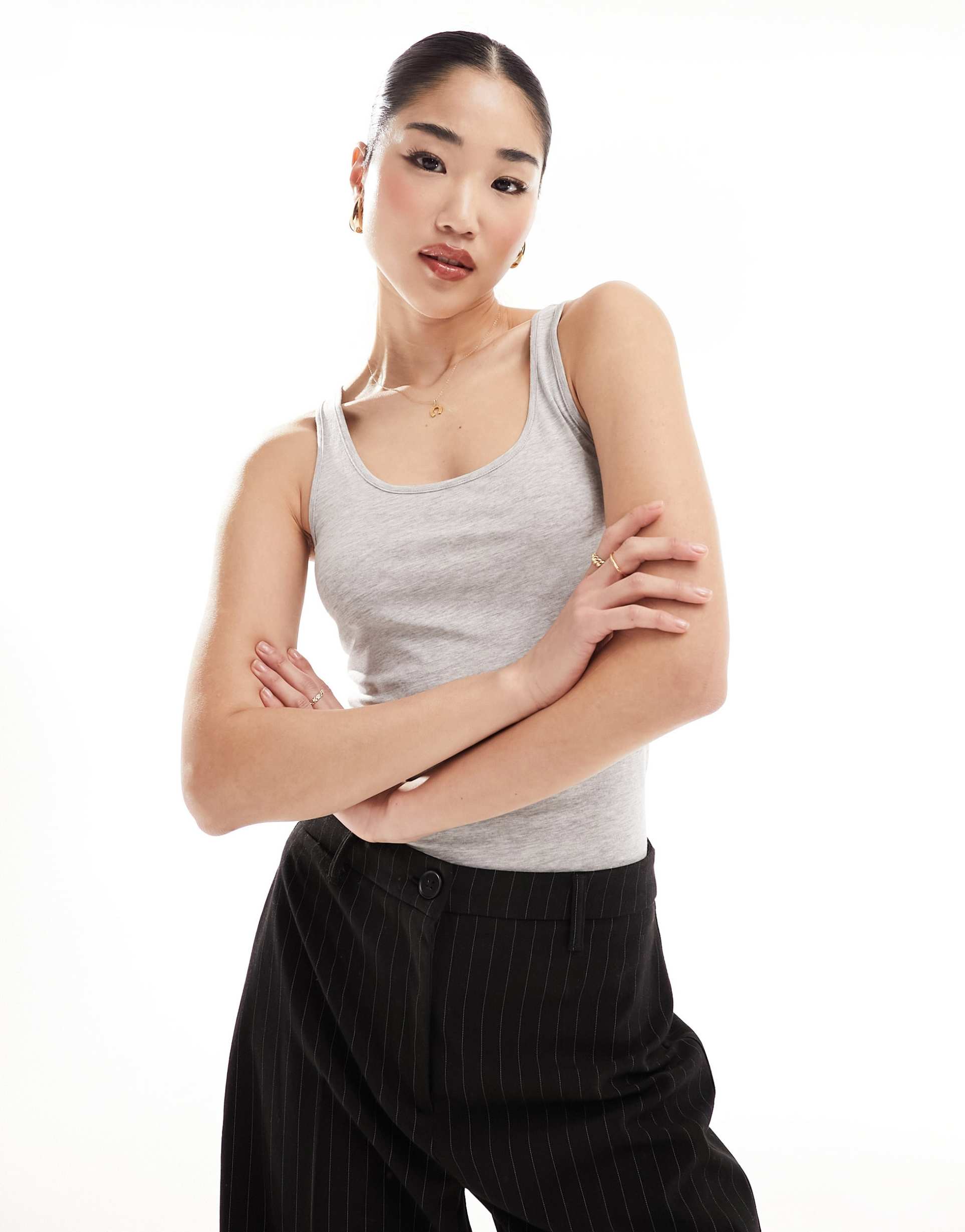 vero moda longline tank top in light gray