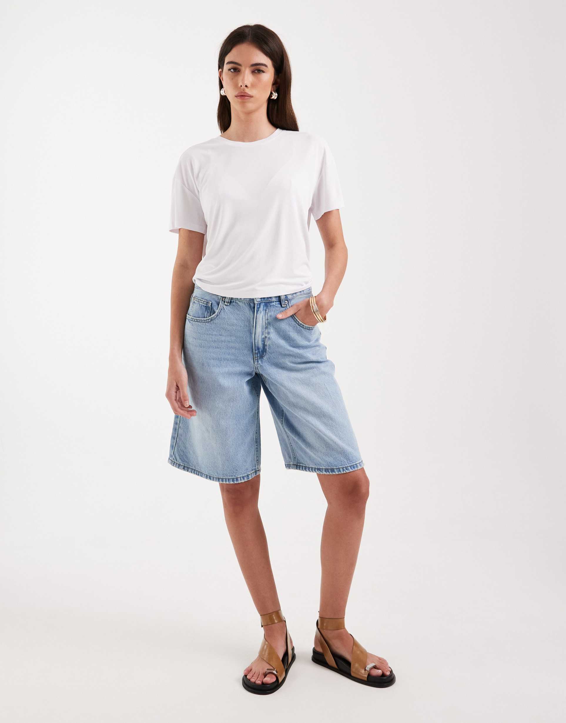 vero moda longline wide leg shorts in light blue denim