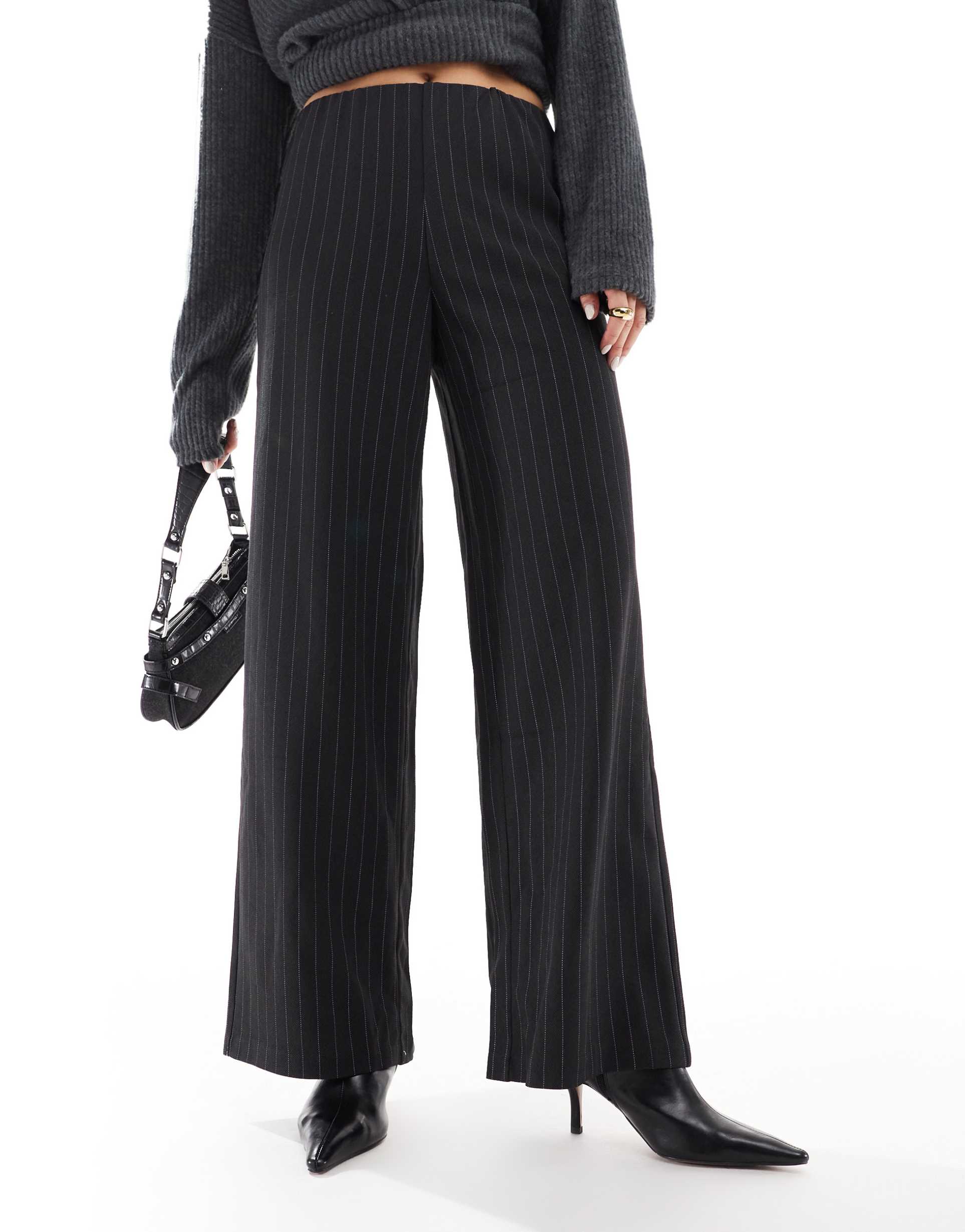 vero moda loose pull on wide leg pants in black with oatmeal pinstripes