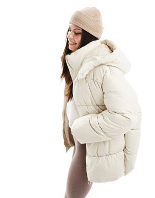 Vero Moda luxe oversized puffer coat in cream