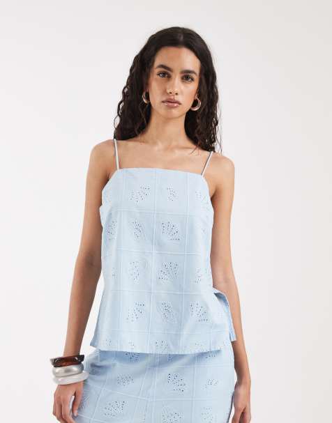 Vero Moda - Lyseblå top med broderede muslingedetaljer - Del af sæt - view 1