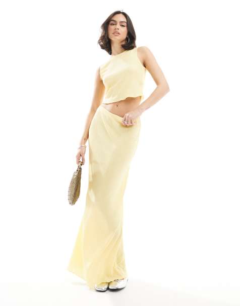 Vero Moda - Lyst banangult sæt med maxinederdel og ærmeløs top med tekstur - view 1