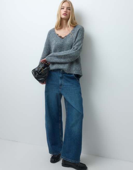 Vero Moda maglione in maglia con scollo a V e dettaglio in pizzo grigio, 3 di 4