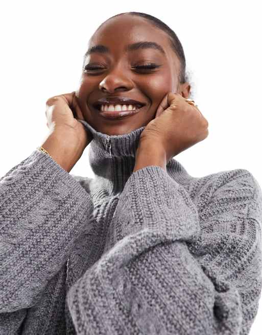 Vero Moda - Maglione lavorato a trecce con zip sul collo color grigio