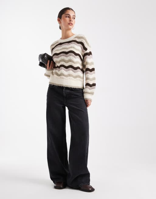 Vero Moda - Maglione tonalità neutra a righe multicolore con maniche voluminose, 2 di 4