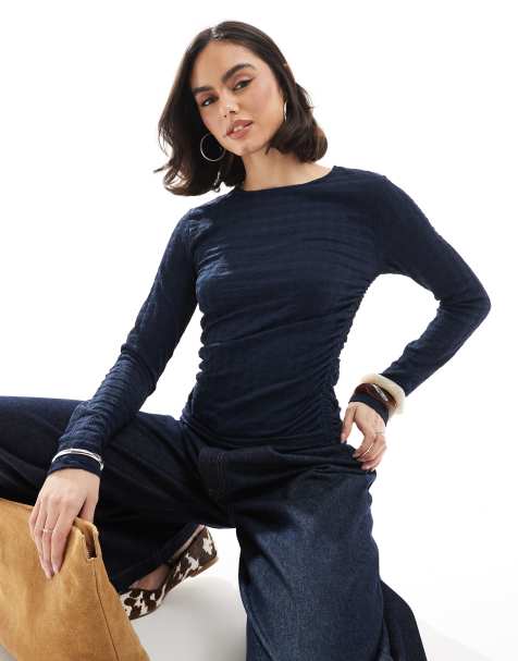 Vero Moda – Marinblå, strukturerad topp med rysch och långa ärmar - view 1