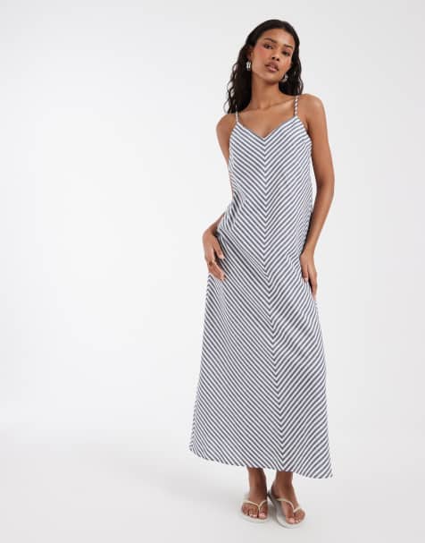 Vero Moda - Marineblå og hvidstribet midikjole i hørlook med cami-stropper - view 1