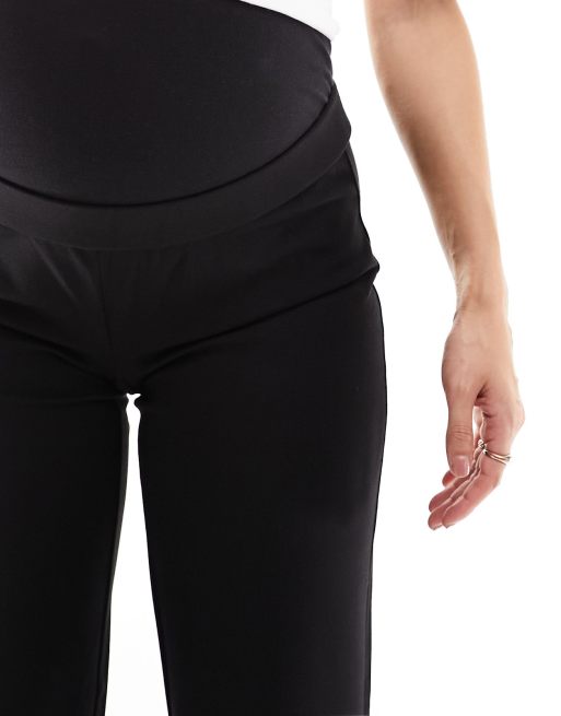 Vero Moda Maternity – Czarne spodnie zasłaniające brzuch z prostymi nogawkami, 5 z 5