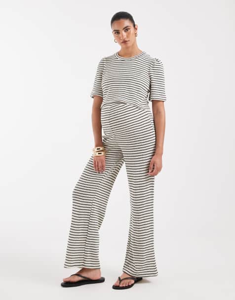 Vero Moda Maternity – Czarno-kremowe szydełkowane spodnie z szerokimi nogawkami z dżerseju w paski, część zestawu - view 1