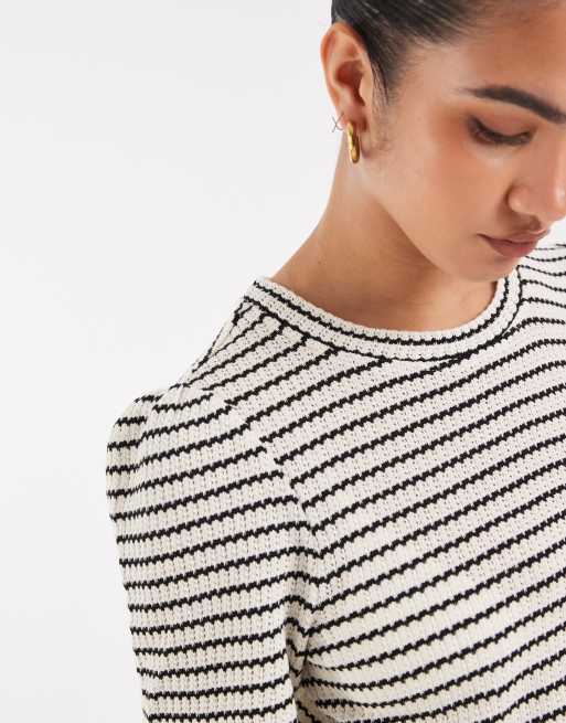 Vero Moda Maternity – Gräddvit, svartrandig, virkad t-shirt i jersey med korta ärmar och boxig passform, del av set, 4 av 4