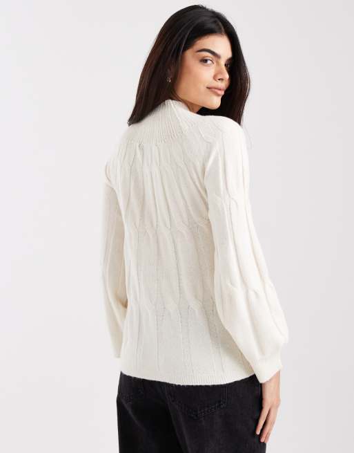 Vero Moda Maternity – Kremowy gruby sweter z golfem z dzianiny o warkoczowym splocie, 4 z 4