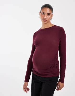 Vero Moda Maternity Long Sleeve Ruched Detail Jersey T-shirt In Red