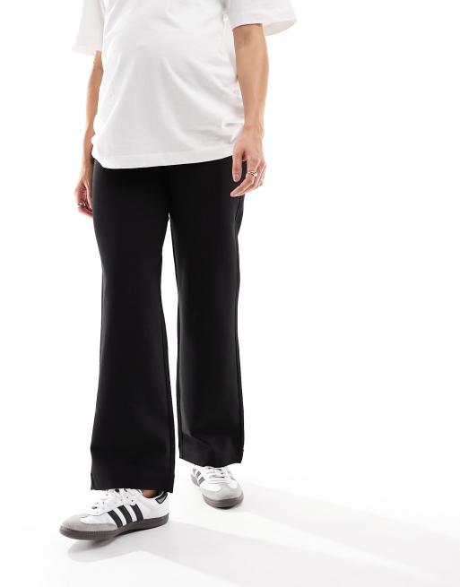 Vero Moda Maternity over the bump straight leg trousers in black, 4 of 5
