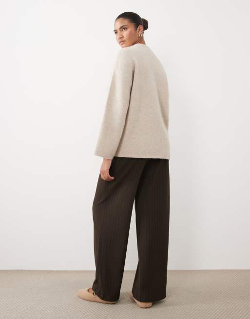 Vero Moda Maternity pantalon large en jersey à rayures chocolat et crème, 4 de 5