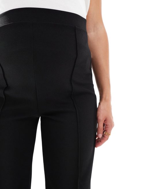 Vero Moda Maternity - Pantaloni a fondo ampio neri con pieghe sul davanti, 5 di 5