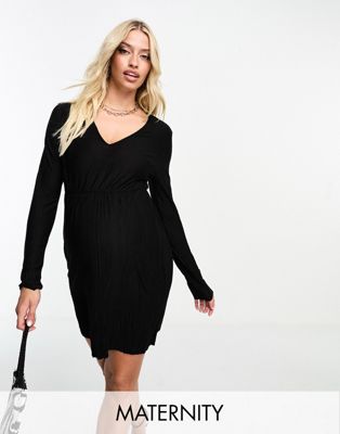 plisse long sleeve mini dress in black
