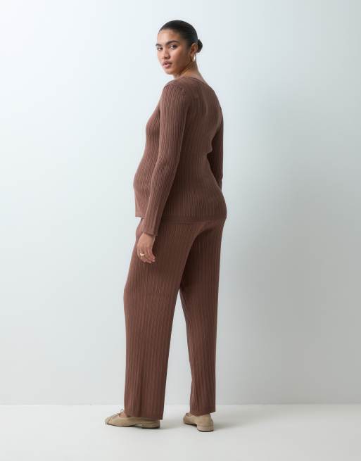 Vero Moda Maternity ribstrikkede jerseybukser med brede ben, del af sæt, i kakaobrun, 2 af 5