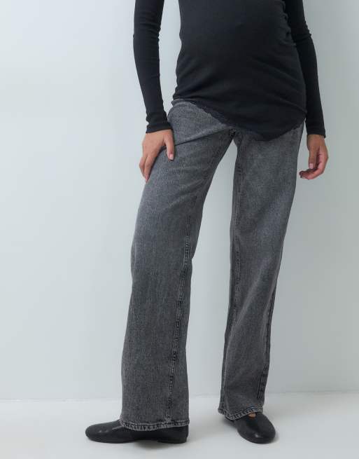 Vero Moda Maternity Tessa Wide-Leg-Jeans mit Bindegürtel und Überbauchbund in mittelgrauem Denim, 2 von 5