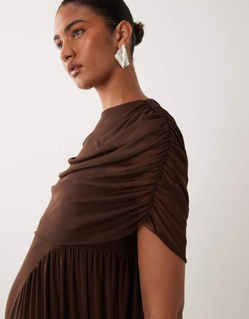 Vero Moda Maternity - Vestito lungo con mantella marrone caffè, 2 di 4