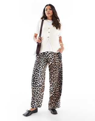 wide leg pull on pants in leopard print-Multi