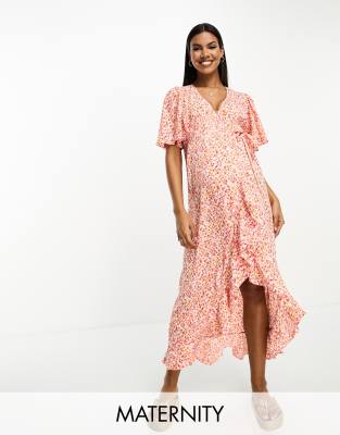 Vero Moda Maternity wrap front maxi tea dress in ditsy florals | ASOS
