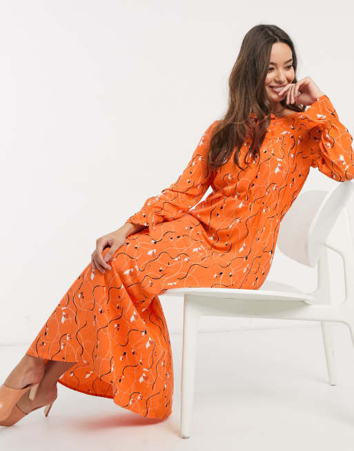 Vero moda ditsy 2024 tiered maxi dress