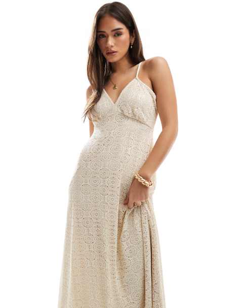 Vero Moda - Maxi-jurk van kant met geknoopte voorkant en lage hals in crème - view 1