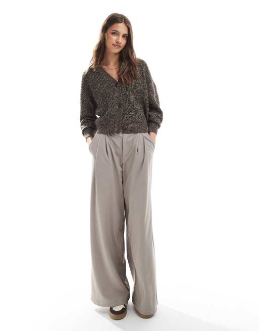 Vero Moda - Meleret chokoladebrun cardigan med gennemgående knapper i chunky ribstrik, 2 af 4
