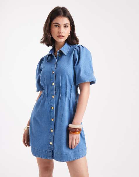 Vero Moda - Mellemblå minikjole i denim med plisseringer i taljen og pufærmer - view 1