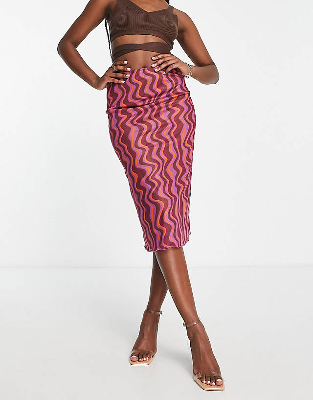 Vero Moda - mesh midi skirt with lettuce hem in swirl print