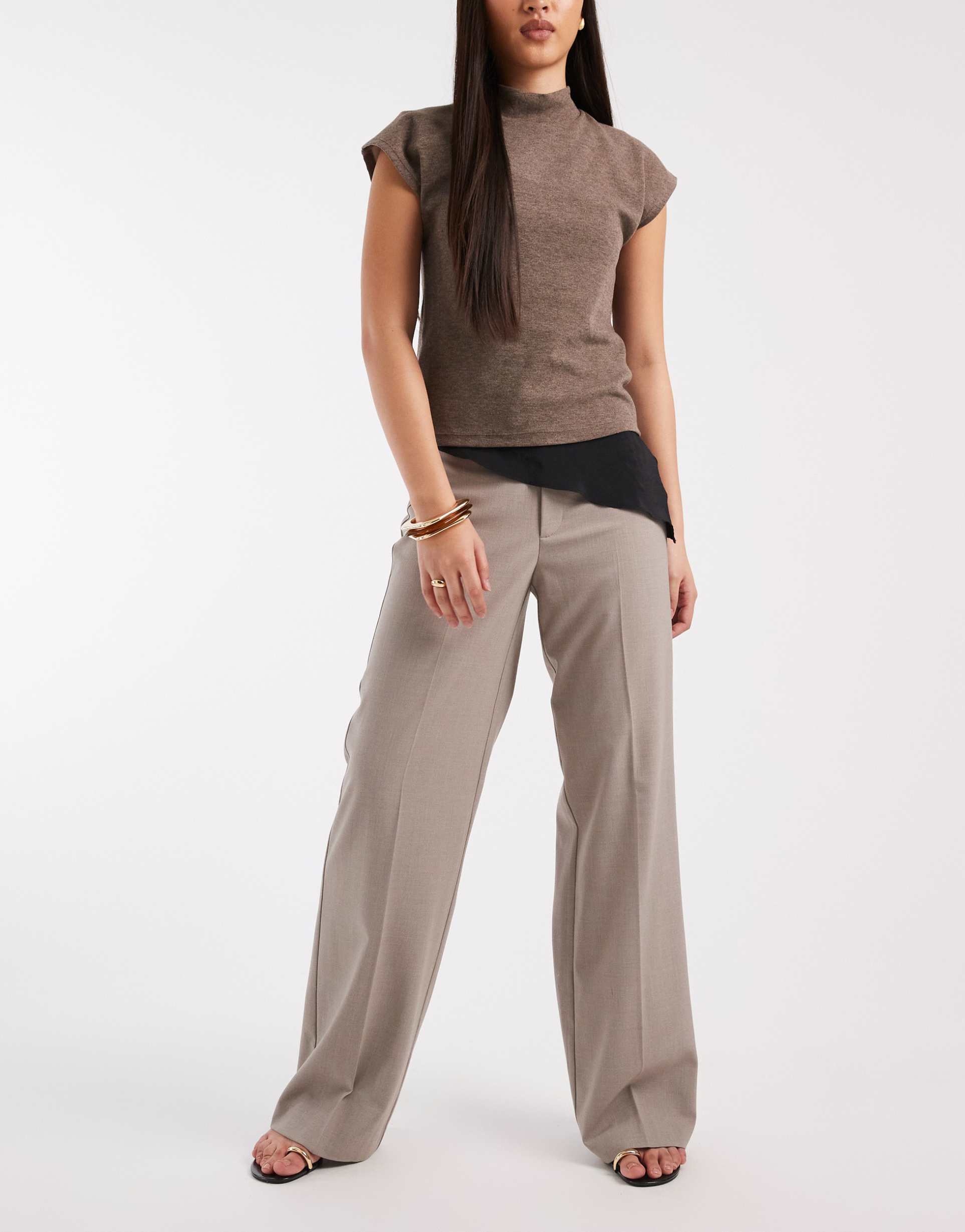 vero moda mid waist straight leg crease front pants in moonrock