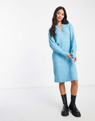 Vero Moda - Midi-Strickkleid in Blau mit Polokragen