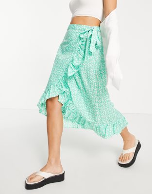 Vero Moda - Midi-wikkelrok met ruches in groen met fijne bloemenprint