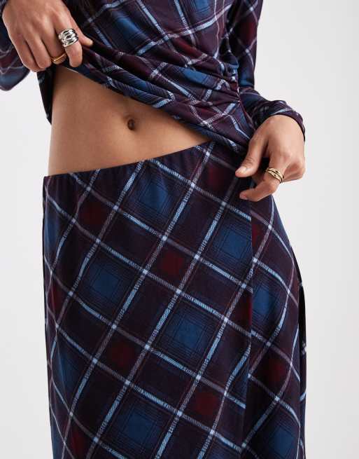 Vero Moda – Midirock mit Karomuster in Burgunderrot und Blau, Kombiteil, 5 von 5